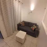 アパートホテル Sunset_apartments Only 15 Meters From The Sea ネオス・マルマラス